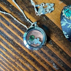 Origami Owl necklace